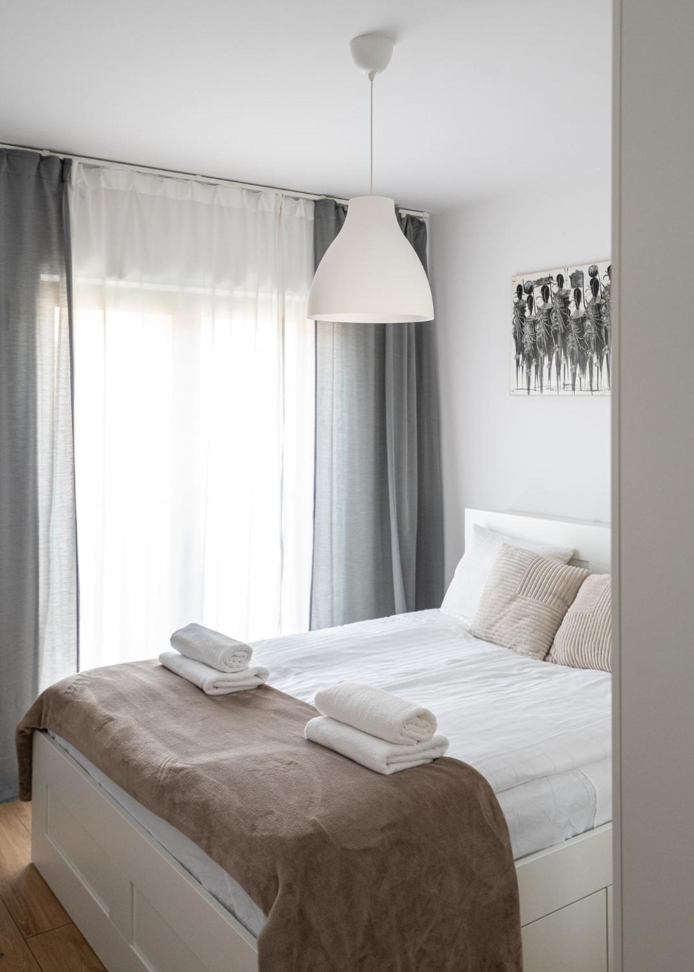 Rentplanet - Sierakowskiego Apartament